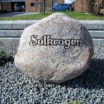 kunst stenhugger billedhugger bronzeskulptur granit marmor kunstnere galleri modeller billedhuggeri glas bronze udsmykning sandsten fuglebade gårdsten slotte restaurering